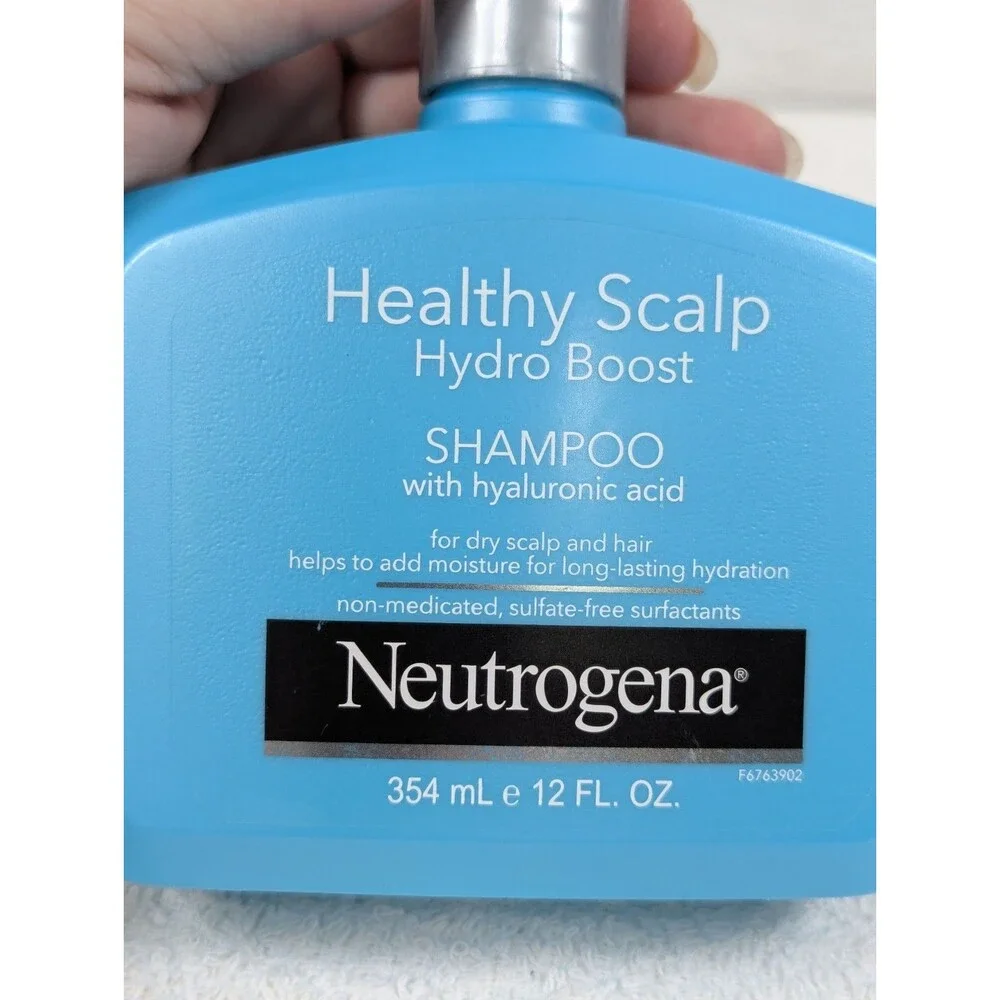 Neutrogena - Moisturizing Healthy Scalp Hydro Boost Shampoo